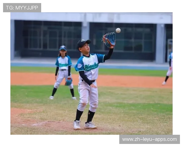 打造完美守备：棒球守备位移与传接协调的终极练习秘籍